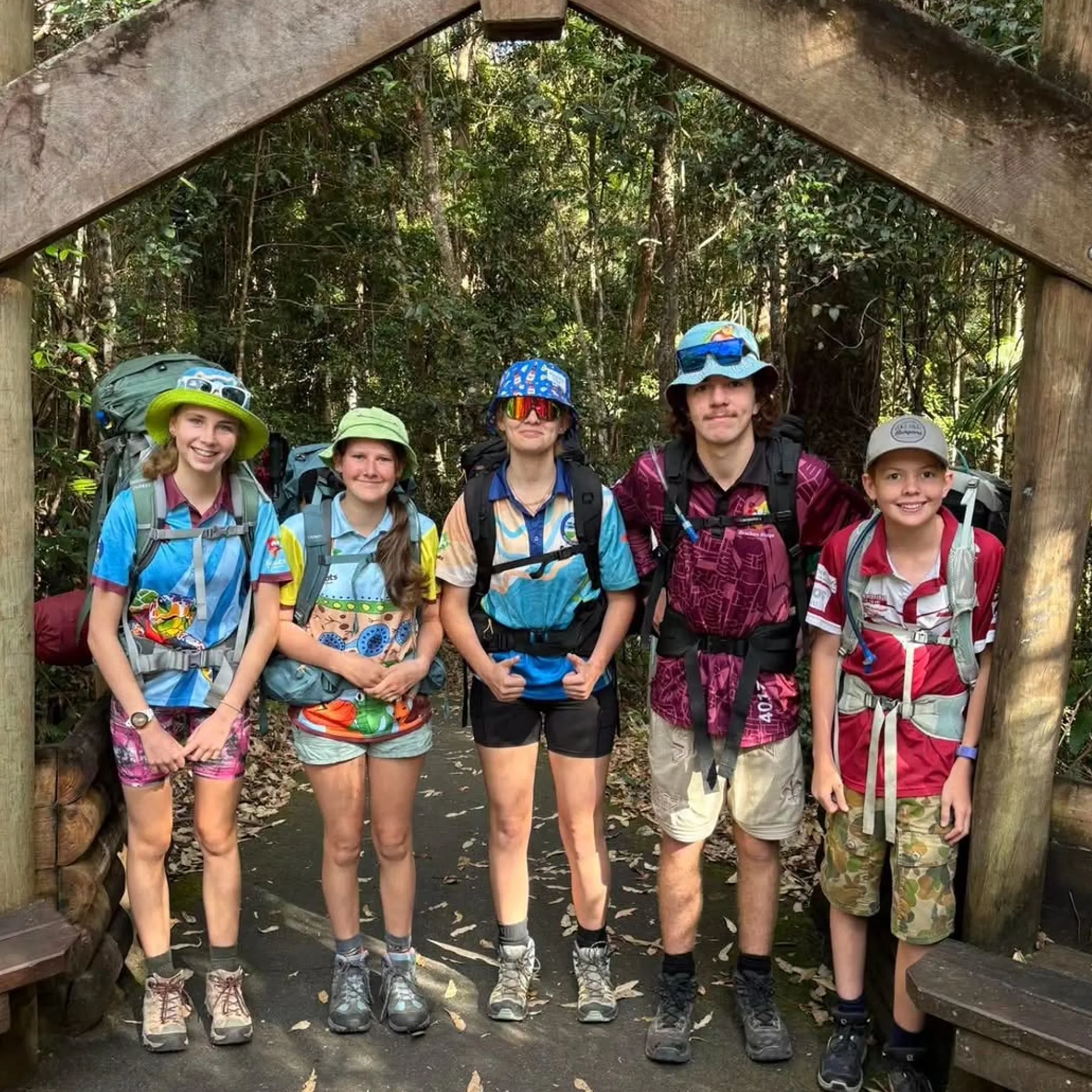 multi-day bushwalking group and gear